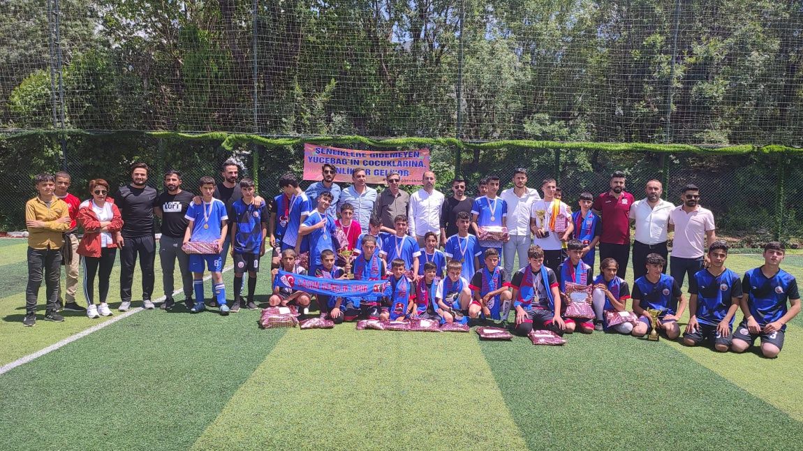 Geleneksel Yücebağ Şenlikleri Kapsamında Düzenlenen Futbol Turnuvasında Ödüller Sahiplerini Buldu