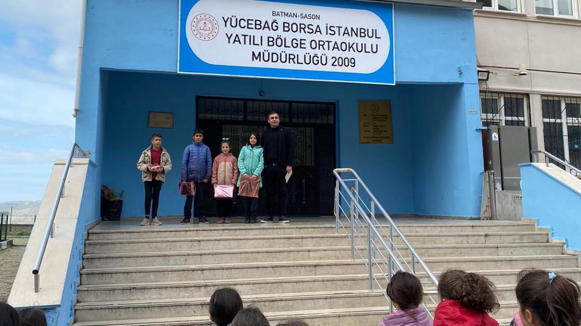 Okuma Yarışmasında Başarı Gösteren Öğrencilerimize Okul Müdürümüz Hamdi ÇELEBİ Ödüllerini Takdim Etti